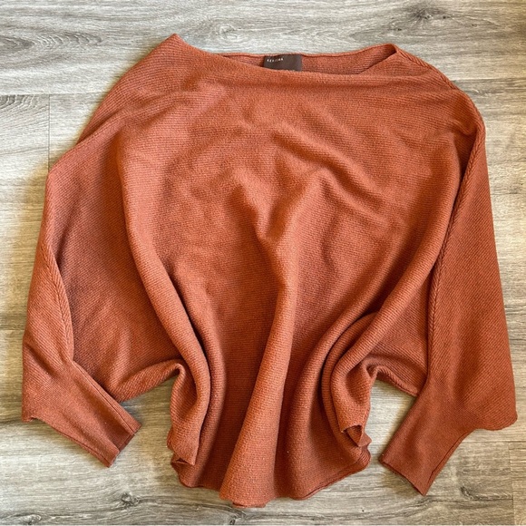 Kerisma Francesca Sweater in Ecru Blush Clay Color Structured Cozy Size M/L - Picture 2 of 6
